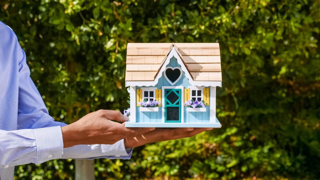 Checklist of landlord responsibilities for rental success